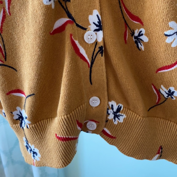 Woman Within brand sweater size 22/24 (1X) - Picture 3 of 8